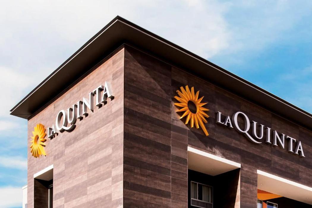 La Quinta Inn & Suites By Wyndham Sulphur Lake Charles المظهر الخارجي الصورة