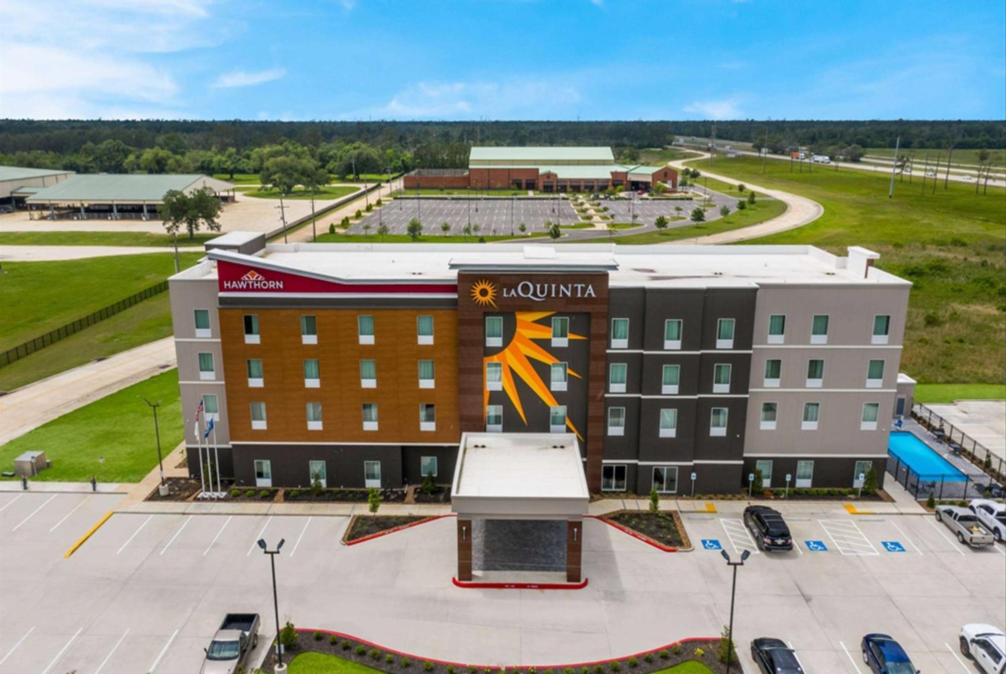 La Quinta Inn & Suites By Wyndham Sulphur Lake Charles المظهر الخارجي الصورة